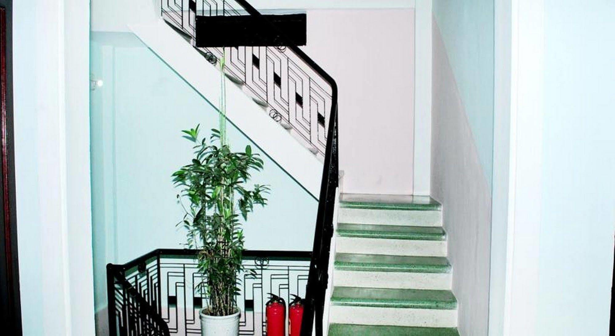Ngoc Binh Hotel Hue Luaran gambar